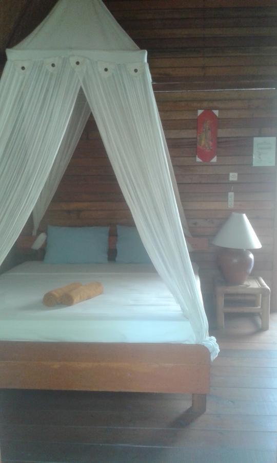 Jepun Bungalows กิลิเมโน ภายนอก รูปภาพ